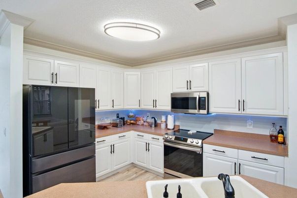Interior, Kitchen, Stainless Steel Appliances, Wood Texture Flooring