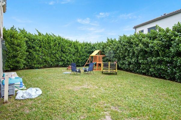Backyard, Exterior, Playground