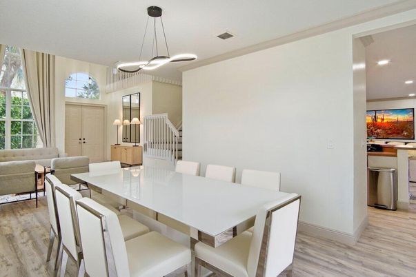 Dining room, Interior, Living room, Pendant Lights, Recessed Lighting, Wood Texture Flooring