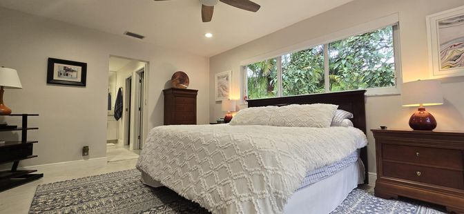 Bedroom, Interior, Recessed Lighting