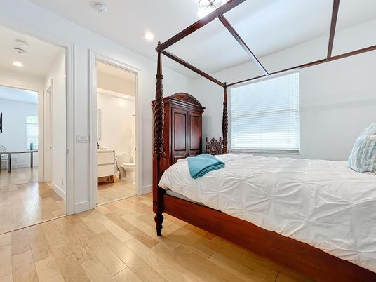 Bathroom, Bedroom, Interior, Recessed Lighting, Wood Texture Flooring