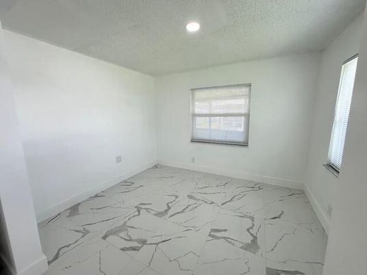 Empty room, Interior, Marble, Recessed Lighting