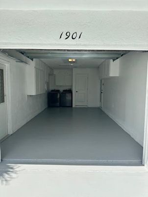Garage, Interior