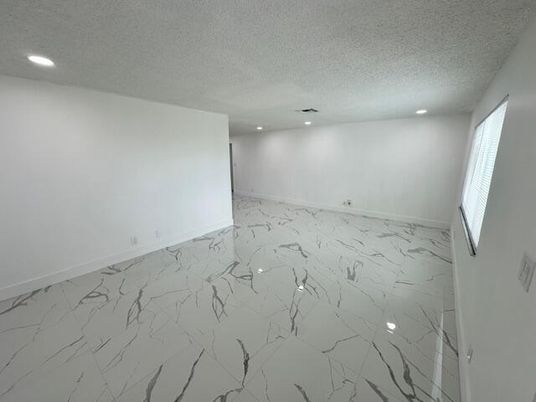 Empty room, Interior, Marble, Recessed Lighting