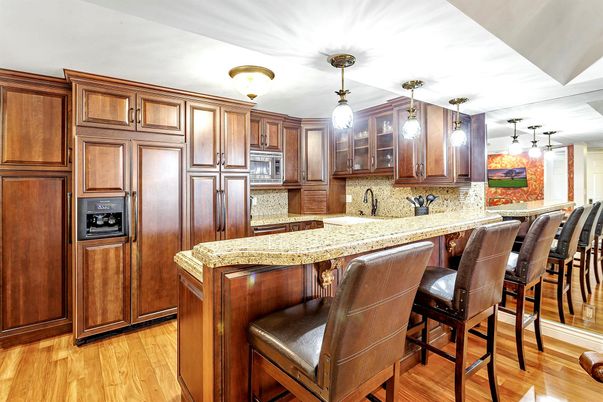 Dining room, Interior, Kitchen, Pendant Lights, Wood Texture Flooring