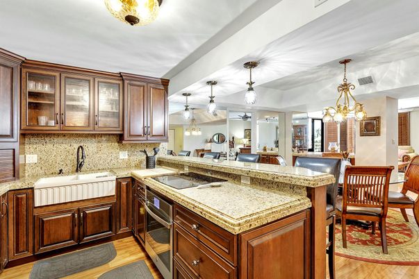 Chandelier, Dining room, Interior, Kitchen, Pendant Lights, Wood Texture Flooring