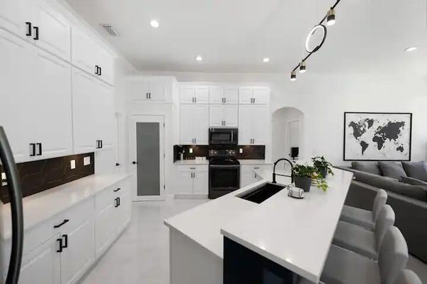 Interior, Kitchen, Pendant Lights, Recessed Lighting, Stainless Steel Appliances