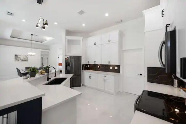Dining room, Interior, Kitchen, Pendant Lights, Recessed Lighting