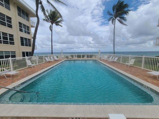 Exterior, Pool, Water