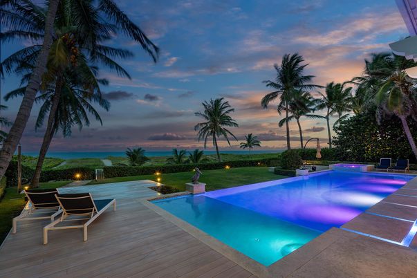 Exterior, Pool, Water