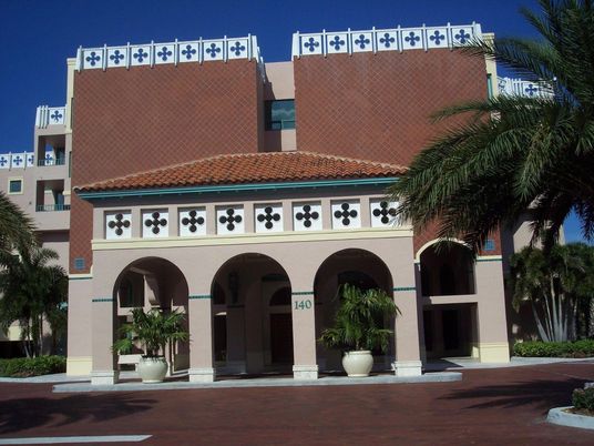 Exterior, Facade, Mediterranean