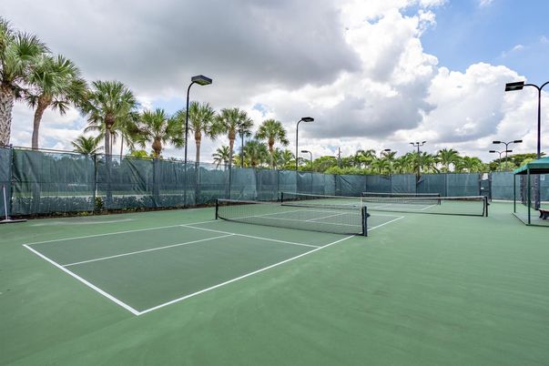Exterior, Tennis Courts