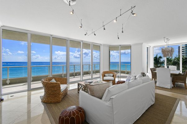 Dining room, Interior, Living room, Sun Room, Water