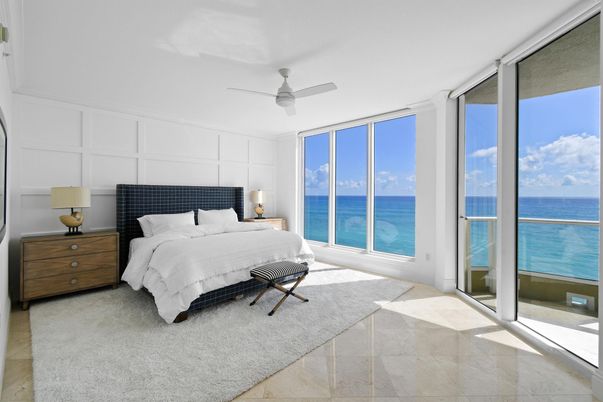 Bedroom, Interior, Water
