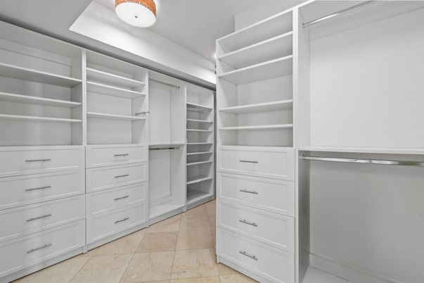 Interior, Walk-in Closets
