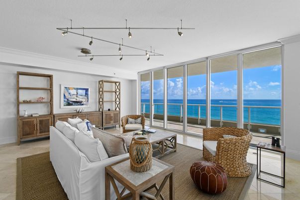 Interior, Living room, Water