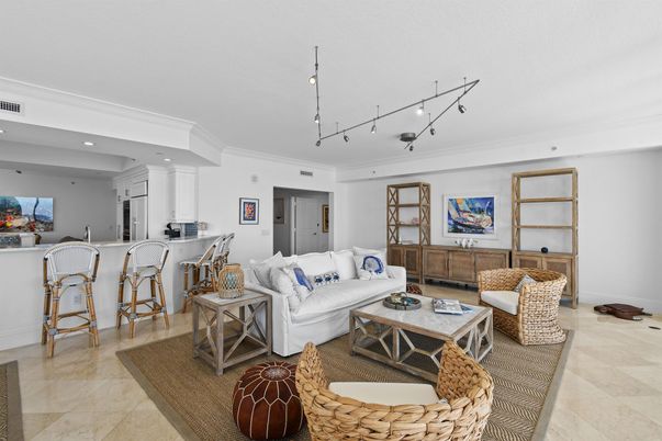 Interior, Kitchen, Living room, Recessed Lighting