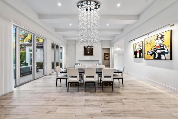 Chandelier, Dining room, Interior, Pendant Lights, Recessed Lighting, Wood Texture Flooring