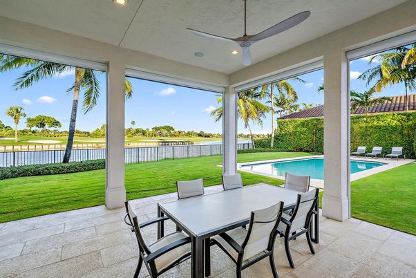 Exterior, Pool, Water