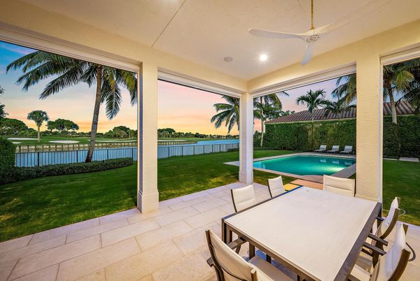 Exterior, Pool, Water