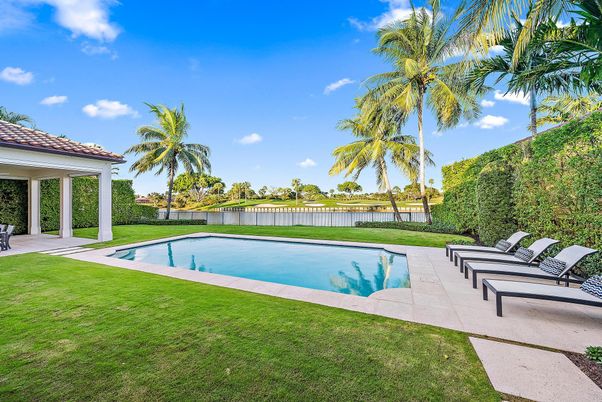 Exterior, Pool, Water