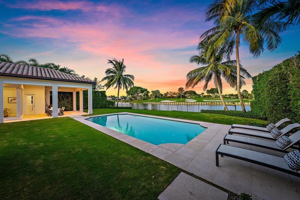 Exterior, Pool, Water