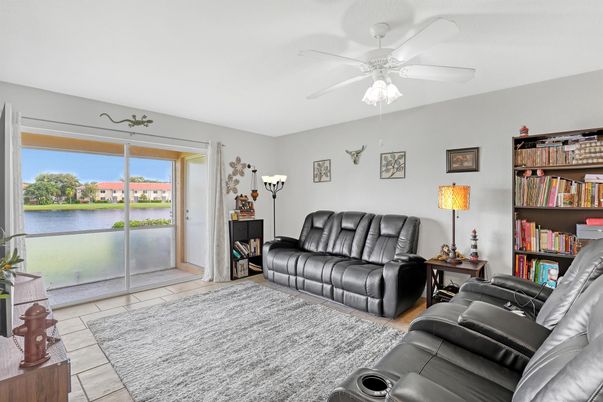 Home Theatre Room, Interior, Living room, Water