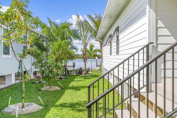 Backyard, Exterior, Water