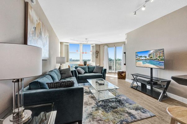 Interior, Living room, Pendant Lights, Wood Texture Flooring