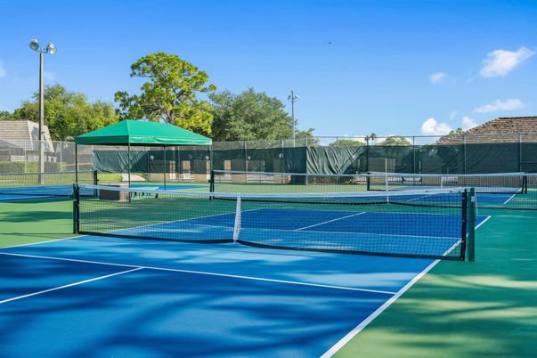 Exterior, Tennis Courts