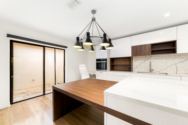 Chandelier, Interior, Kitchen, Marble Walls, Recessed Lighting, Wood Texture Flooring