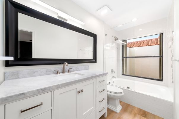 Bathroom, Interior, Recessed Lighting, Wood Texture Flooring