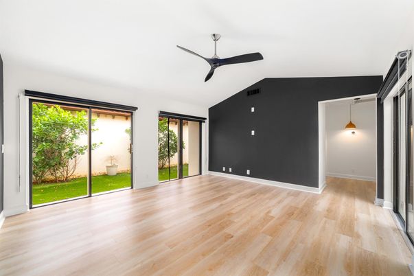 Empty room, Interior, Pendant Lights, Wood Texture Flooring
