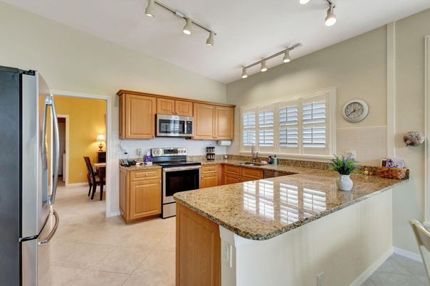 Interior, Kitchen, Stainless Steel Appliances