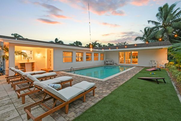 Backyard, Exterior, Pool