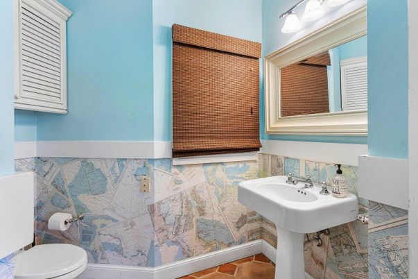 Bathroom, Interior