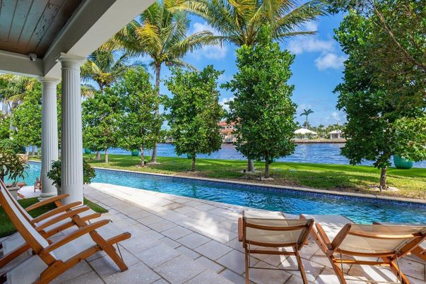 Exterior, Lake, Pool, Water