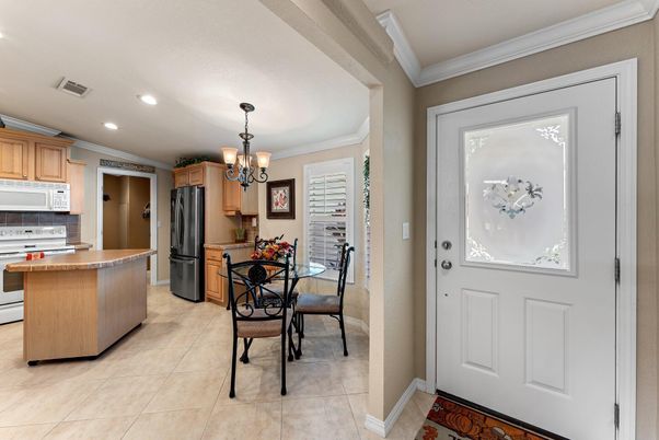 Chandelier, Dining room, Interior, Kitchen, Recessed Lighting