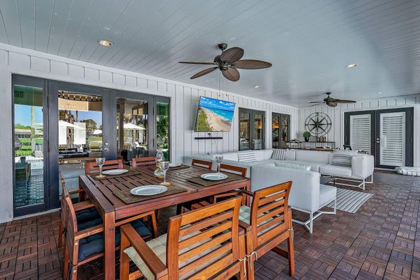 Dining room, Interior, Living room, Recessed Lighting