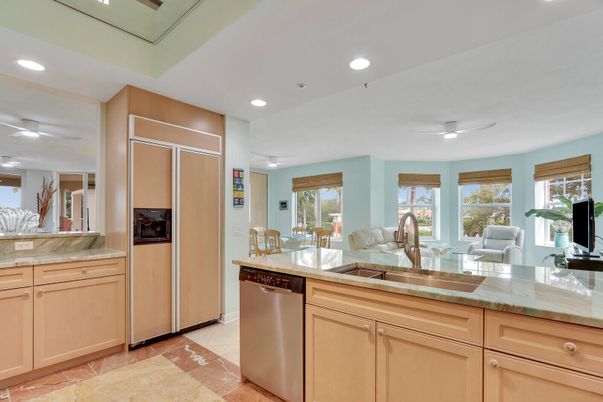 Dining room, Interior, Kitchen, Living room, Recessed Lighting, Stainless Steel Appliances