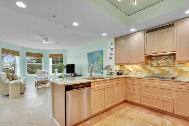 Interior, Kitchen, Living room, Recessed Lighting