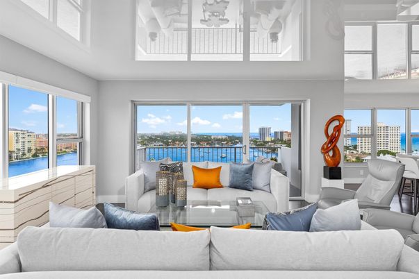 Interior, Living room, Water