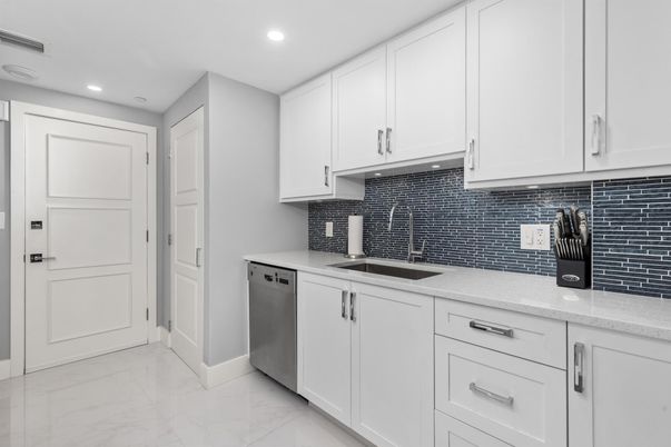 Interior, Kitchen, Marble, Recessed Lighting
