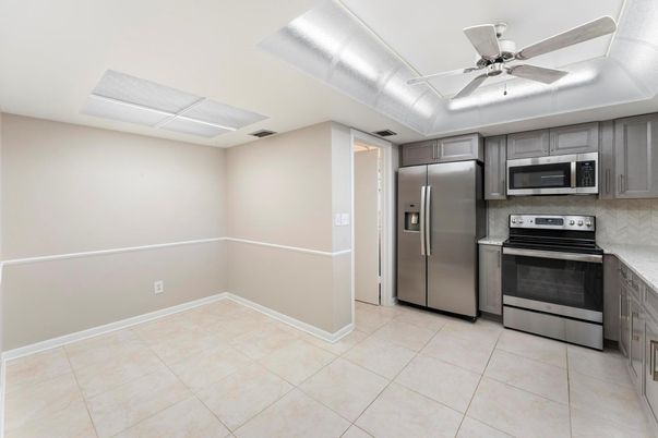 Interior, Kitchen, Stainless Steel Appliances