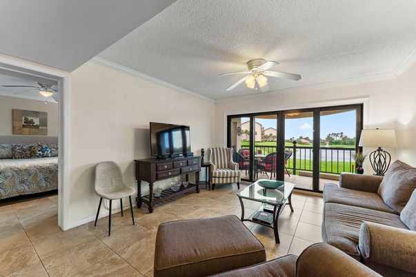 Interior, Living room, Water
