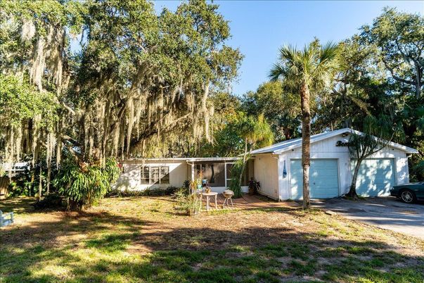 Backyard, Detached Garage, Exterior