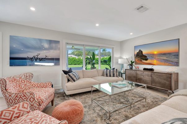 Interior, Living room, Recessed Lighting, Water