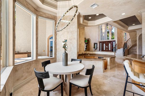 Dining room, Interior, Recessed Lighting