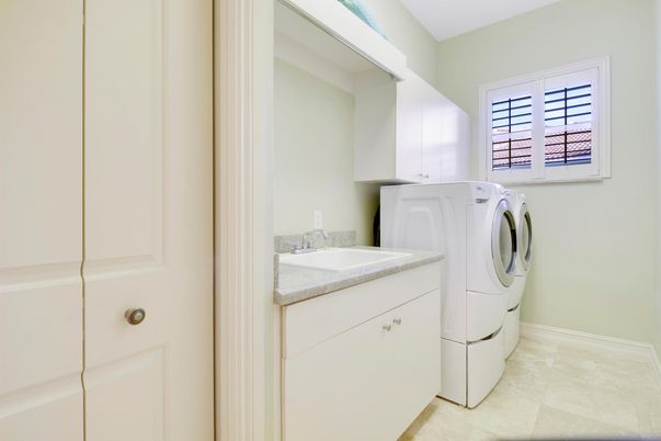 Interior, Washer