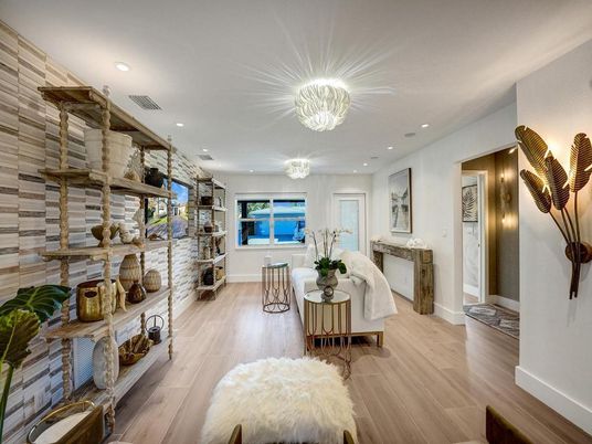 Interior, Living room, Recessed Lighting, Wood Texture Flooring
